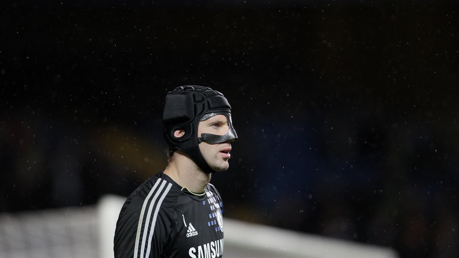 Mercato - PSG : Les 5 raisons pour lesquelles Petr Cech serait le parfait successeur de Sirigu