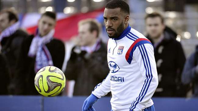 Lacazette: 'Deschamps ne me demande pas les mêmes choses'