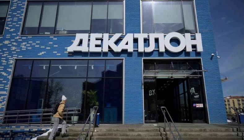 Decathlon aurait continué à approvisionner la Russie via une société-écran, révèle Disclose