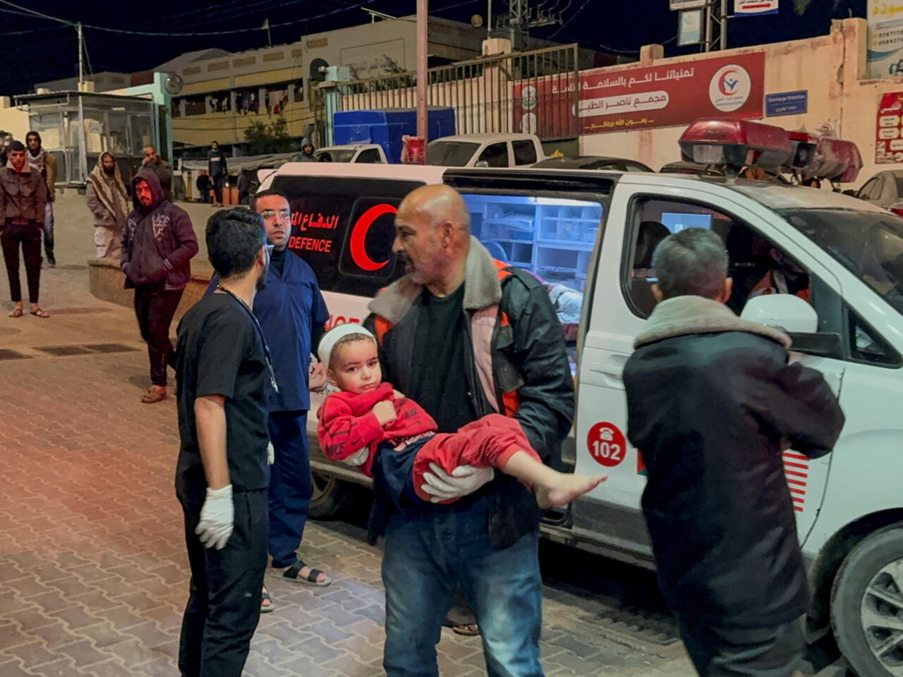 Israël ordonne l'évacuation partielle de Khan Younès, la plus grande ville du sud de Gaza