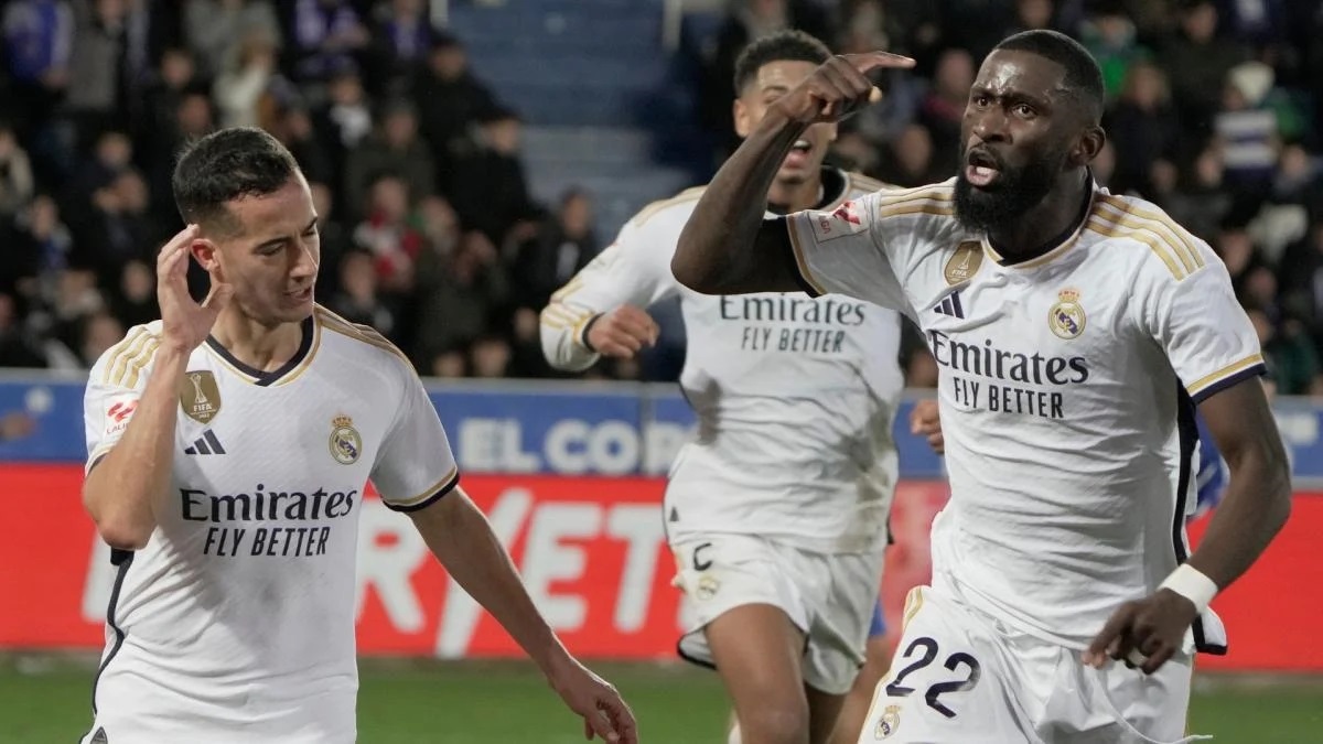 Liga : le Real Madrid arrache la victoire à Alavés et repasse leader devant Gérone