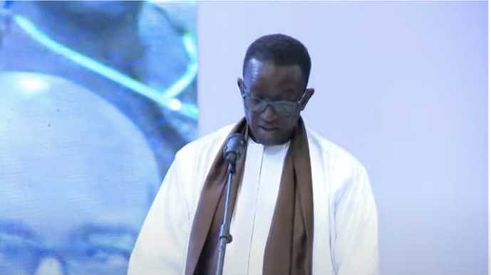 Le bonheur est dans le pré. La chronique de KACCOR sur l'investiture de Amadou Ba