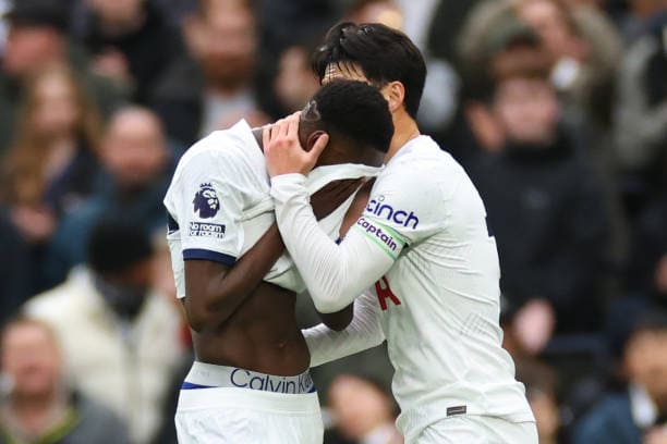 Tottenham: Pape Matar Sarr sort sur blessure, la grosse frayeur avant la CAN !