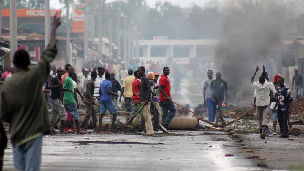 Les manifestations anti-troisième mandat se sont poursuivies mercredi 6 mai 2015 à Bujumbura. REUTERS/Jean Pierre Aime Harerimana