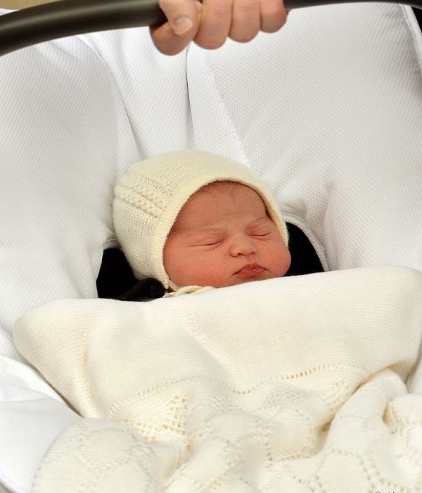 Kate Middleton : sa fille Charlotte est pourrie gatee
