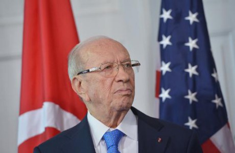 Visite : Obama accueille le président tunisien en quête d'aide militaire