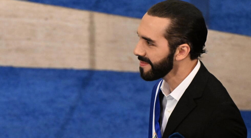 Présidentielle au Salvador: Nayib Bukele, président sortant et controversé, archi-favori