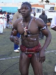 Lutte: "Je ne suis pas blessé", Lac Rose