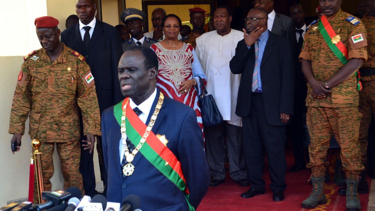 Burkina : démission obligatoire pour tout militaire voulant faire de la politique (loi)