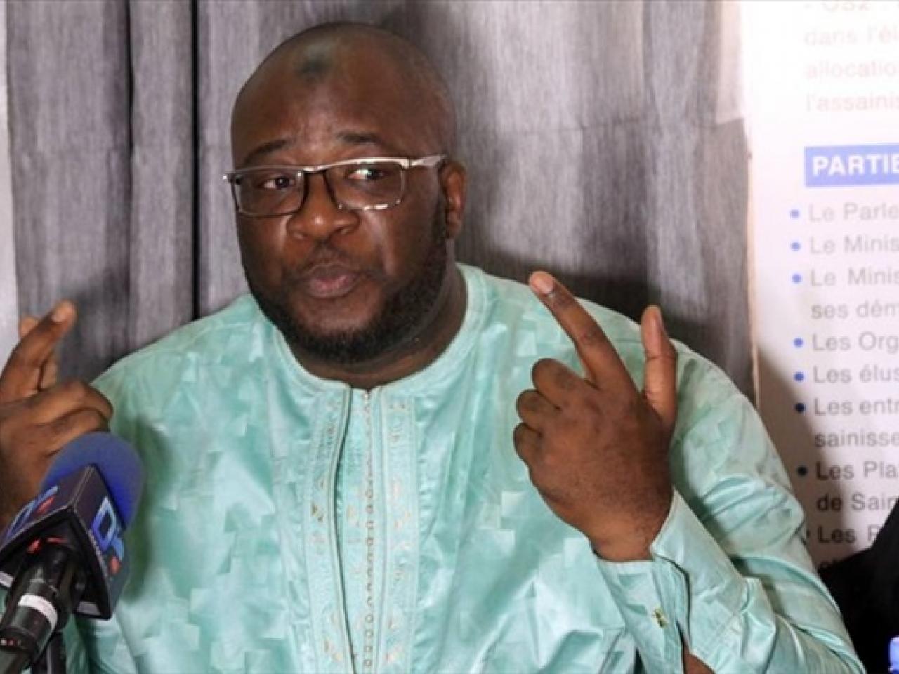 Amnistie fiscale de la presse : Birahim Seck demande des explications à Macky Sall