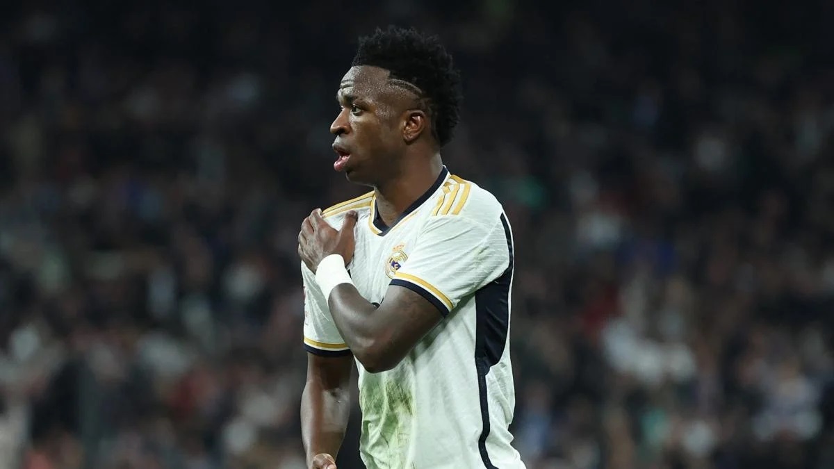 Racisme : Vinicius Junior vide son sac et fond en larmes