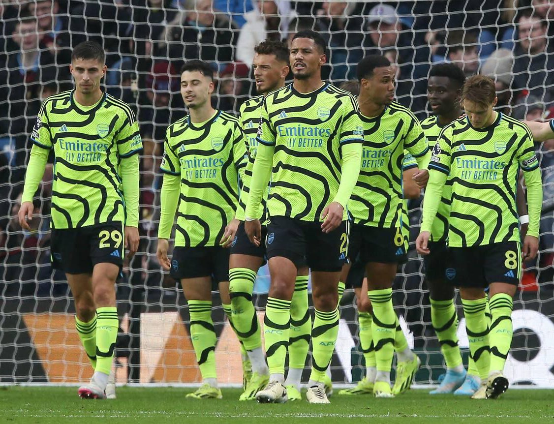 Premier League : Arsenal corrige Brighton et reprend la tête du classement