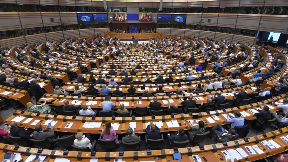 Le Parlement européen adopte le pacte asile et migration