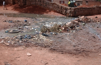 A Hamdallaye, à l'Ouest de Bamako, les habitants cohabitent avec les ordures ménagères