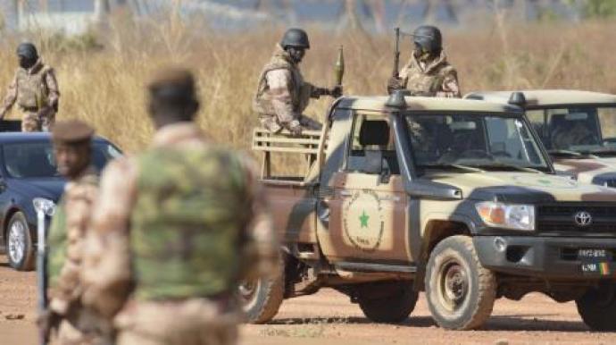 Bilan de l’attaque terroriste à Nara : 2 gardes tués, un véhicule de la gendarmerie emporté côté armée…..7 islamistes tués et plusieurs autres blessés