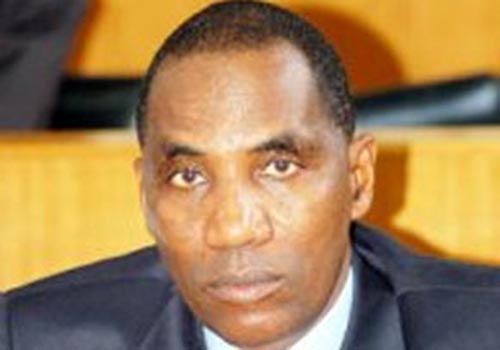 Listes électorales : Sada Ndiaye accuse un proche du ministre de l’Intérieur de fraude