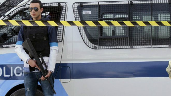 Douze suspects arrêtés en Tunisie