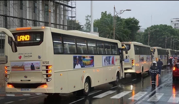 Grève des travailleurs de Dakar Dem Dikk : la Direction générale dénonce un "acte de sabotage sur les nouveaux bus"