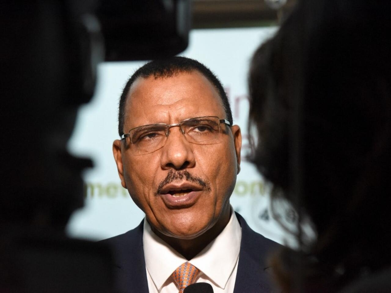 Niger: les avocats de l'ex-président Mohamed Bazoum interpellent la Cour d'État