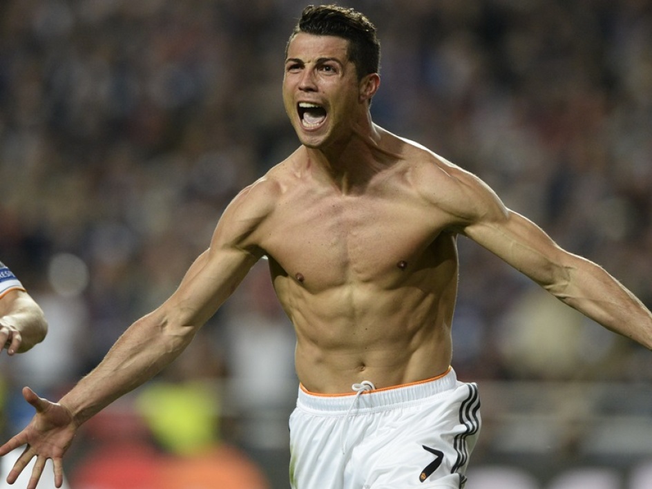 Ronaldo : comment le "maigrichon" s’est bâti un corps d’athlète