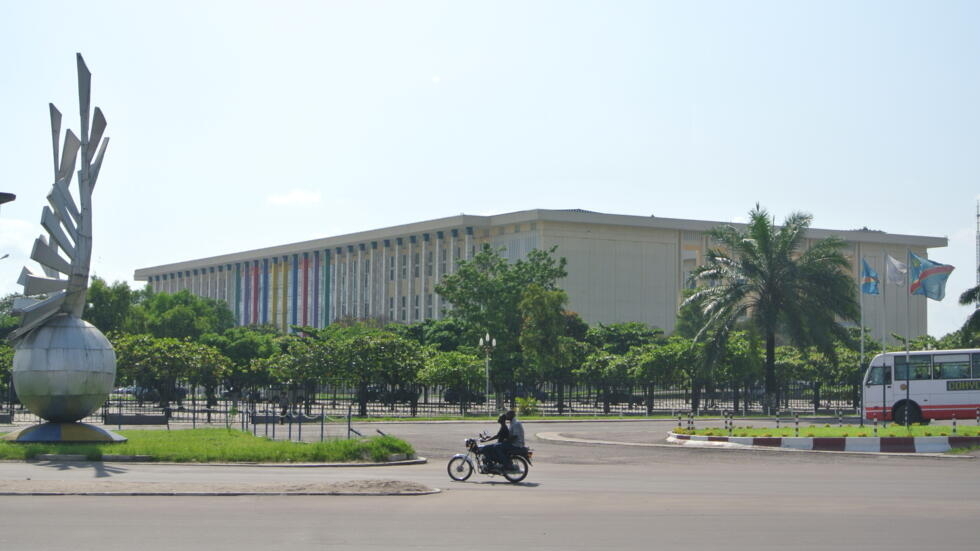RDC: des élus de la majorité critiquent une partie des candidatures présentées pour le bureau de l’Assemblée nationale