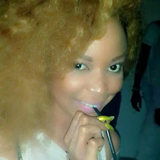 Tristesse et émotion à la levée du corps du mannequin Maty Mbodj