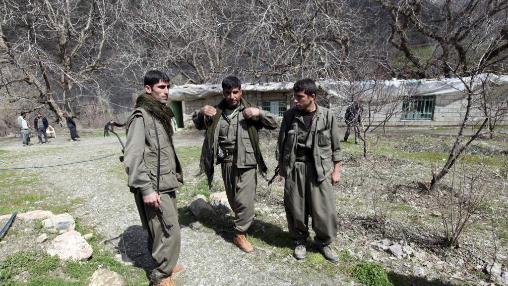 Des combattants du PKK, dans les montagnes de Quandil, en Irak, à proximité de la frontière avec la Turquie. REUTERS/Azad Lashkari
