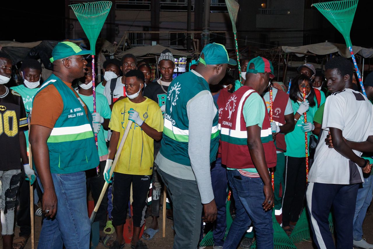 Post-Tabaski : 6 000 agents de la SONAGED mobilisés par le ministre Moussa Balla Fofana pour nettoyer le pays