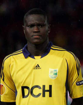 Escroquerie au Visa :L'entraineur privé de terrain pour 3 mois ferme