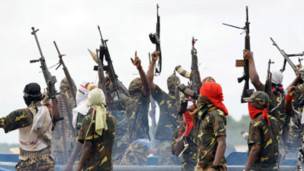 Des miliciens dans la région du Delta du Niger, dans le sud du Nigeria.