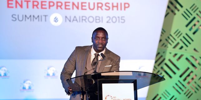 Le rappeur Akon, mécène de l’énergie solaire en Afrique