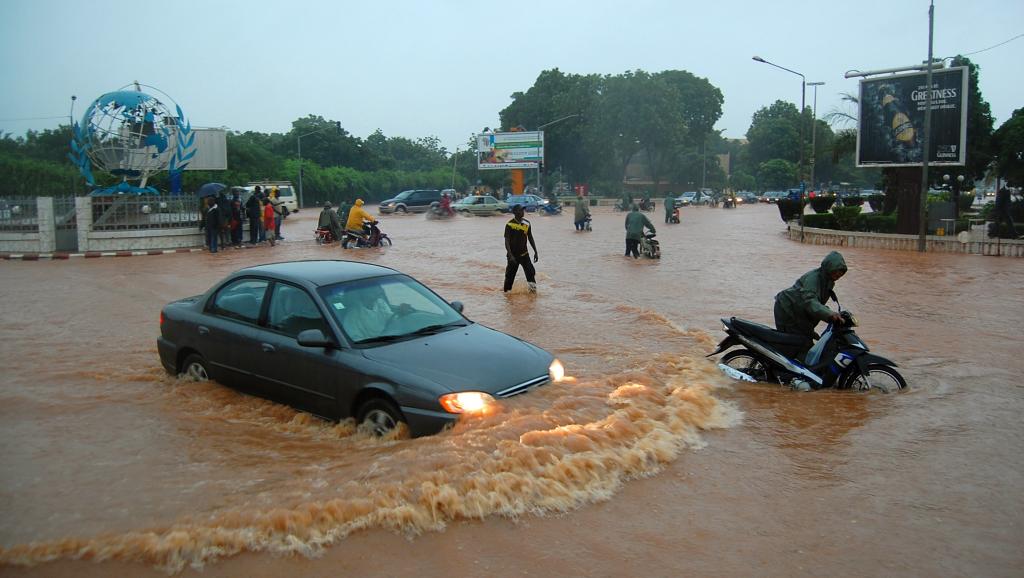 Ouagadougou, la capitale du Burkina Faso, sous les eaux, ici en 2009. AFP / Ahmed Ouoba