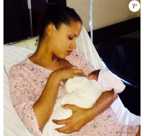 Noémie Lenoir est maman : Photo de sa petite fille, dont elle révèle le prénom !