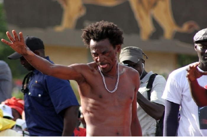 Arrêté avec du chanvre indien, «10 000 problèmes» atterrit à Rebeuss