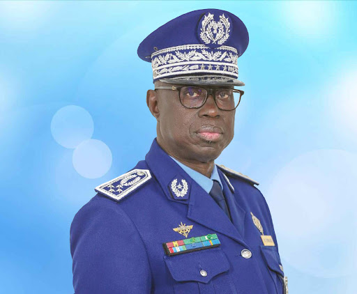 Le Général Jean-Baptiste Tine a soutenu sa thèse de doctorat samedi