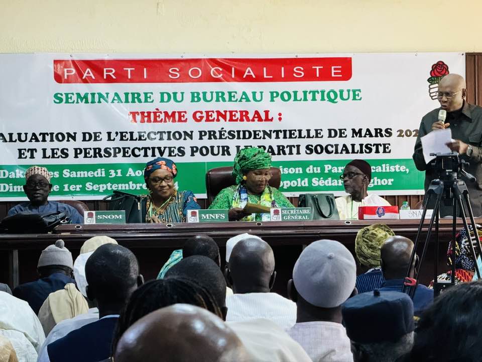 Le PS se prépare aux retrouvailles avec la famille socialiste et à une ouverture politique