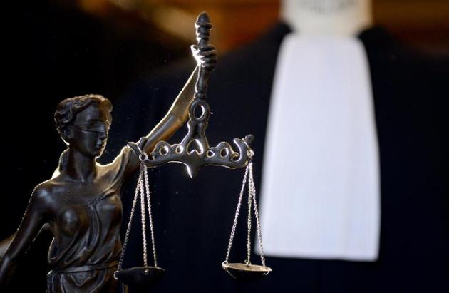 "Acte d'amour" ou meurtre: procès d'une mère qui a tué sa fille handicapée