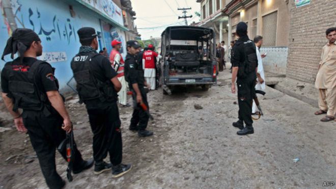 Pakistan : explosion, au moins 10 morts