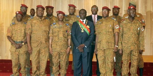 Coups d'Etat, transitions apaisées : comment les dirigeants africains sont-ils arrivés au pouvoir ?