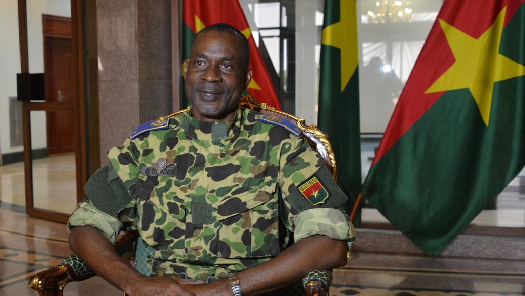 Parmi les 14 personnalités politiques sanctionnées, le chef des militaires insurgés, le général Gilbert Diendéré, mais aussi des proches de l'ex-président Blaise Compaoré. AFP PHOTO / AHMED OUOBA