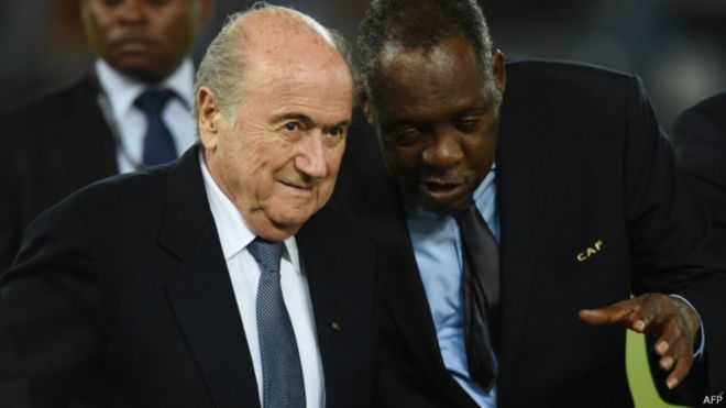 Issa Hayatou : "je ne serai pas candidat"