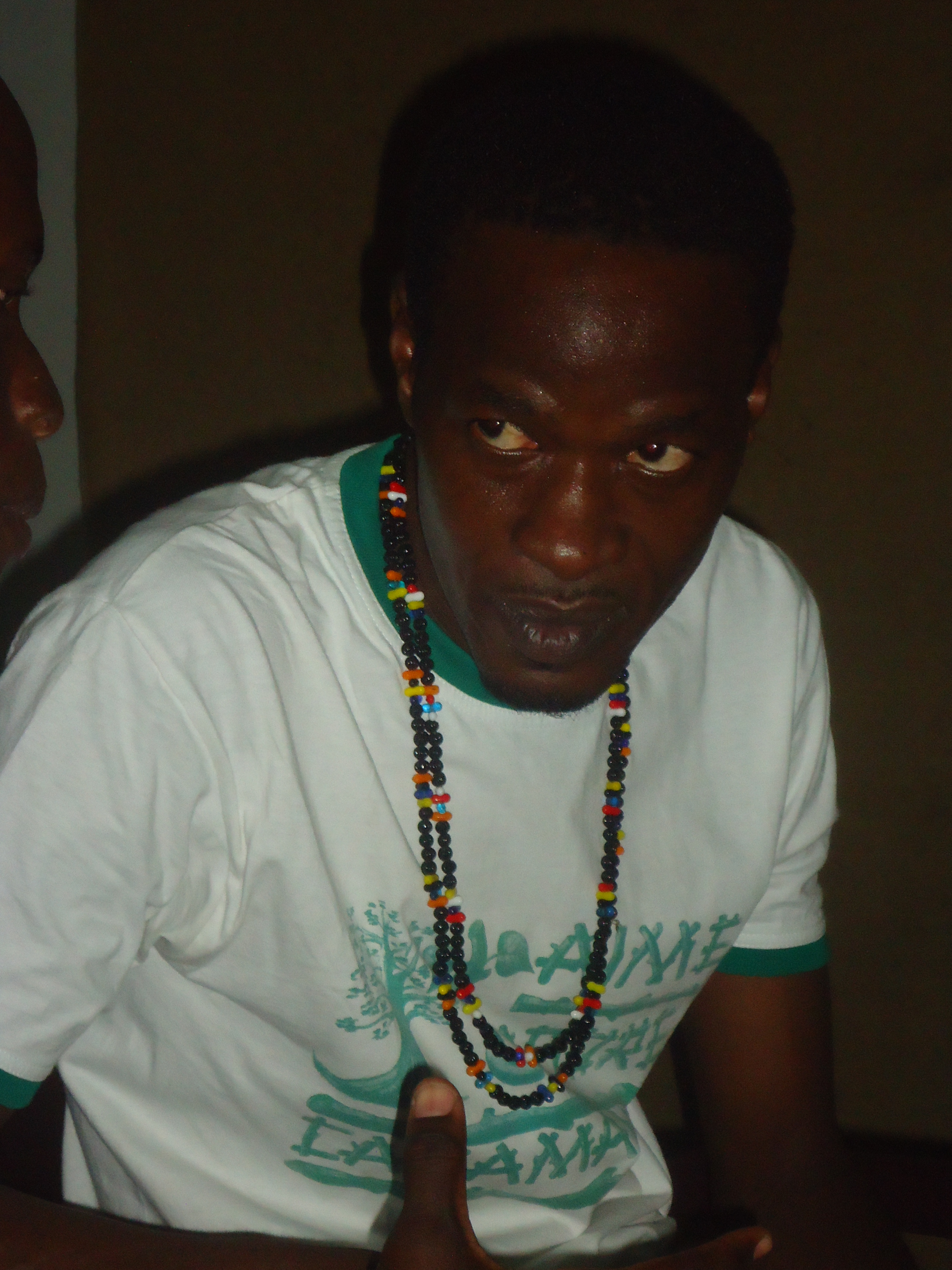 ​Lancement d’album: le Slameur Ksi Apakéna prône une paix définitive en Casamance