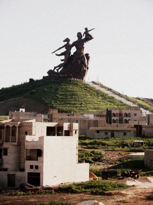 Ouakam: les forces de l'ordre quadrillent la zone du monument de la Renaissance