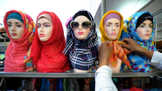 Tunisie : vive controverse sur le voile