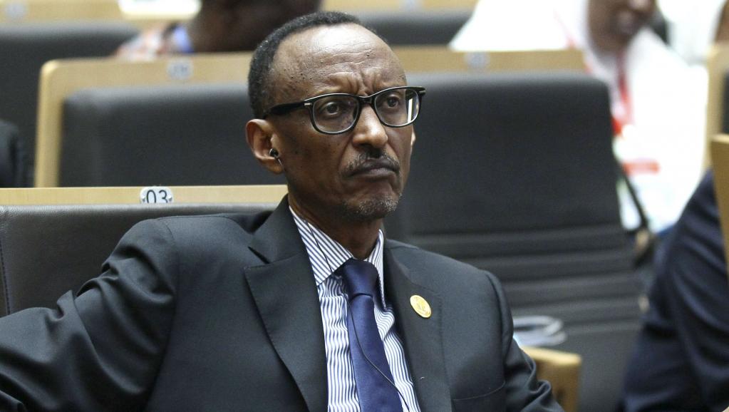 Si le texte est définitivement adopté par le Sénat et validé par référendum, le président Paul Kagame (ici à l'UA, le 30 janvier 2015) pourrait en théorie rester au pouvoir jusqu'en 2034. REUTERS/Tiksa Negeri