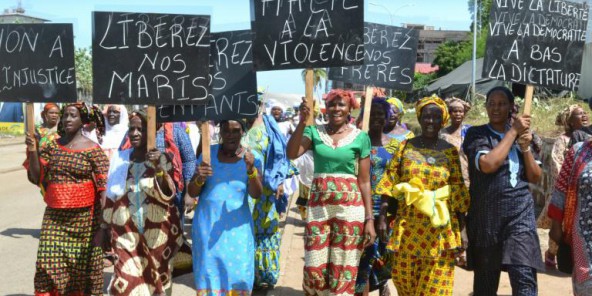 Guinée : manifestation de femmes pour la libération d’opposants