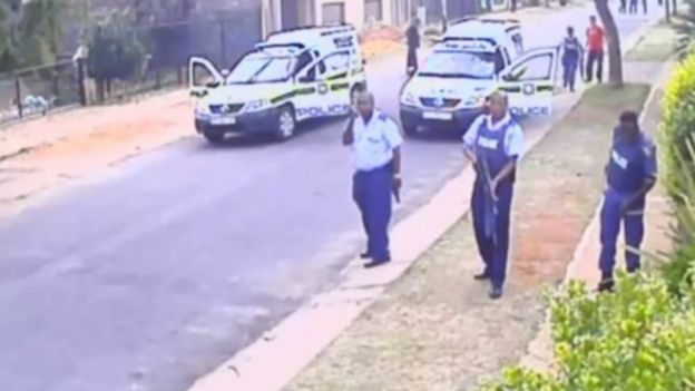 Afrique du sud : policiers filmés "tuant un suspect"