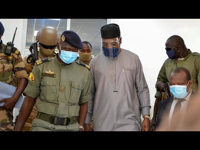 Mali: après cinq mois de détention, 11 opposants à la junte ont été remis en liberté provisoire