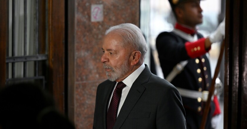 Brésil: le président Lula opéré pour une «hémorragie intracrânienne»