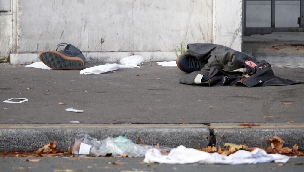 Après la terreur, la France se réveille sous le choc